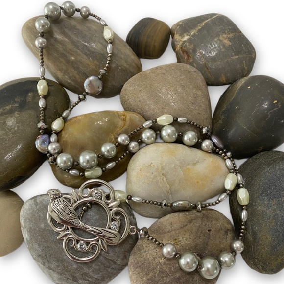 Handmade Long Fresh Water Ivory & Silver Pearl Necklace with Swarovski crystals - Picture 4 of 5